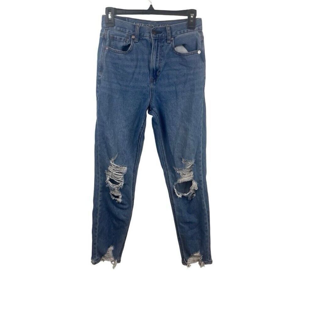 American Eagle Distressed Lightweight Mom Jean Size 2 Reg - Picture 2 of 10